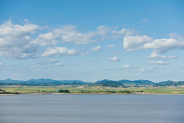 포토 JPG 주간 구름 여행 하늘 풍경 사람없음 야외 관광지 봄 전망대 강화도 국내여행 명승지 국내포토 자연요소 계절 인천 파일형식