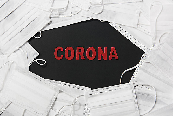 포토 JPG 스튜디오촬영 검은배경 실내 마스크 사람없음 하이앵글 여러개 바이러스 질병 사회이슈 예방 감염 폐렴 플랫레이 국내포토 뷰포인트 다수 백그라운드 컨셉 의학 내부 검은색 플랫 파일형식