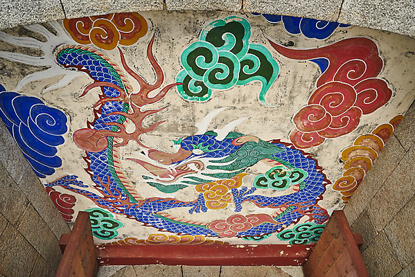 포토 JPG 주간 로우앵글 여행 한국건축 유적지 풍경 사람없음 야외 관광지 봄 문화재 용 역사 한국사 천장 강화도 국내여행 명승지 사적지 천장벽화 강화덕진진 국내포토 자연요소 계절 건축 뷰포인트 고건축 벽화 인천 파일형식