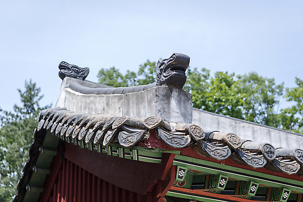 포토 JPG 주간 한국전통 로우앵글 여행 유적지 풍경 근접촬영 사람없음 야외 관광지 세계문화유산 문화재 역사 한국사 조선시대 연천 숭의전 국내포토 자연요소 전통 뷰포인트 고건축 한국 경기도 사당 파일형식