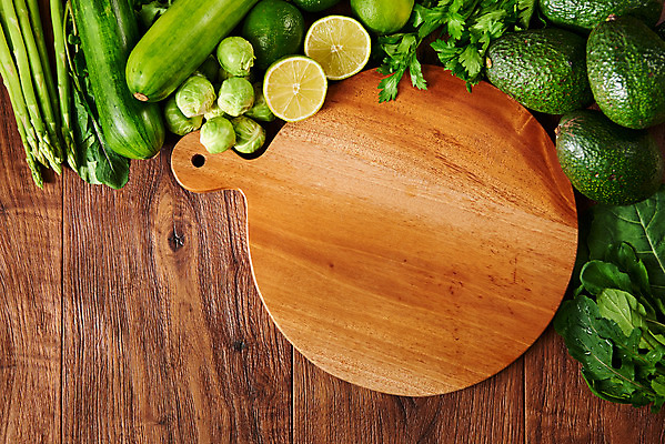 포토 JPG 스튜디오촬영 채소 식재료 도마 실내 사람없음 하이앵글 여러개 신선 채식 아스파라거스 라임 비타민 샐러리 애호박 아보카도 건강식 루꼴라 방울양배추 케일 플랫레이 갈색배경 섬유질 나무배경 국내포토 음식 뷰포인트 다수 백그라운드 과일 호박 주방용품 내부 갈색 플랫 양배추 영양소 파일형식