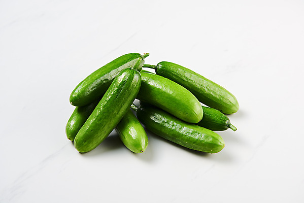 포토 JPG 스튜디오촬영 채소 식재료 오이 실내 사람없음 여러개 신선 흰배경 채식 비타민 건강식 섬유질 미니오이 국내포토 음식 다수 백그라운드 내부 흰색 영양소 파일형식