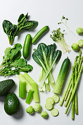 포토 JPG 스튜디오촬영 채소 식재료 오이 실내 사람없음 하이앵글 여러개 신선 흰배경 채식 아스파라거스 무순 비타민 샐러리 아보카도 건강식 루꼴라 방울양배추 플랫레이 섬유질 베이비시금치 미니오이 국내포토 음식 뷰포인트 다수 백그라운드 과일 내부 흰색 플랫 양배추 시금치 새싹채소 영양소 파일형식