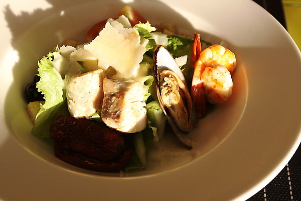 포토 JPG 해외이미지 그릇 식기 접시 포크 토마토 채소 의자 탁자 밥 양파 오이 새우 피자 육류 어류 사람없음 케이크 식당 숟가락 버섯 당근 카페 샐러드 면 칼 자르기 해산물 향신료 파인애플 올리브 소금 홍합 후추 해외포토 열매 음식 가구 과일 식재료 모션 어패류 디저트 뿌리채소 패스트푸드 서양음식 수저 갑각류 상점 수중동물 열대과일 향미료 파일형식 이미지허브