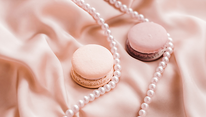 포토 JPG 해외이미지 백그라운드 사람없음 고급 우아함 실크 진주 진주목걸이 마카롱 연분홍색 파스텔톤 해외포토 분홍색 컬러 컨셉 목걸이 디저트 직물 보석 진주_보석 파일형식 이미지허브