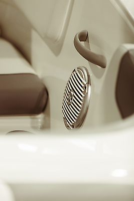 포토 JPG 해외이미지 스포츠 파도 바다 여행 요트 자연 휴가 휴식 항해 실내 사람없음 야외 내부 물 일몰 흰색 보트 휴게실 재산 고급 가죽 갑판 모터보트 모터 뱃놀이 해외포토 자연요소 컬러 컨셉 배_교통 금융 노을 전통놀이 생태계 파일형식 이미지허브