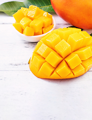 포토 JPG 해외이미지 스튜디오촬영 그릇 나뭇잎 사람없음 노란색 망고 해외포토 식기 컬러 잎 실내 열대과일 파일형식 이미지허브