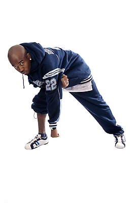 포토 JPG 해외이미지 1 남자 감정 스포츠 포즈 모션 힙합 한명 서기 사람 20대 성인 유행 검은색 공연 댄서 에너지 표현 춤 자신감 시원함 비보이 펑키 대머리 고립 랩 사춘기 운동가 스타일 해외포토 직업 헤어스타일 음악 컬러 문화예술 이벤트 청년 파일형식 이미지허브