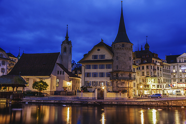 포토 JPG 해외이미지 유럽 야경 유럽건축 사람없음 야외 빛 강 도시풍경 도시 스위스 해외포토 나라 서양건축 풍경 야간 파일형식 풍경_경치 이미지허브