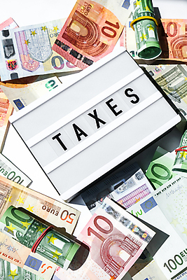 포토 JPG 해외이미지 지폐 실내 사람없음 흰배경 라이트박스 세금 해외포토 백그라운드 돈 내부 흰색 파일형식 이미지허브