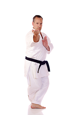 포토 JPG 해외이미지 백인 전통 남자 스포츠 포즈 건강 한명 서기 사람 운동 일본 검은색 힘 벨트 표현 칼 기모노 흰배경 싸움 위치 고립 심각 어려움 스타일 해외포토 서양인 1 잡화 아시아 컬러 백그라운드 컨셉 모션 흰색 일본전통의상 파일형식 이미지허브