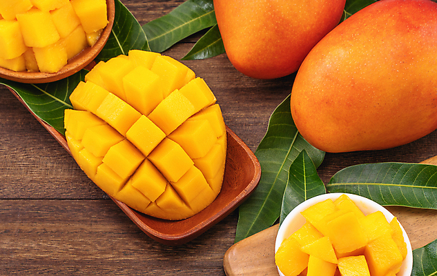 포토 JPG 해외이미지 스튜디오촬영 그릇 나뭇잎 쟁반 사람없음 목재 노란색 망고 해외포토 나무 식기 컬러 잎 재료 실내 열대과일 파일형식 이미지허브