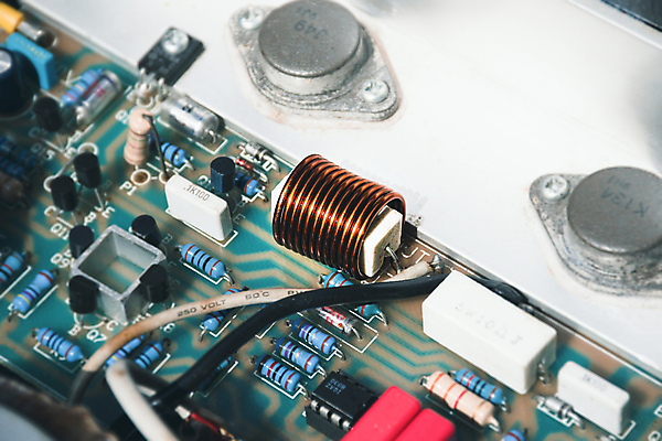 포토 JPG 해외이미지 산업 부분 실내 사람없음 디지털 힘 소리 장비 도자기 수리 보호 오브젝트 순환 전자 시멘트 철사 시스템 지휘자 공학 보호자 국회 감싸기 구식 굴곡 마더보드 스펙트럼 엘리먼트 옛날 하드웨어 현재 해외포토 교육 컨셉 모션 내부 컴퓨터 음악가 파일형식 이미지허브