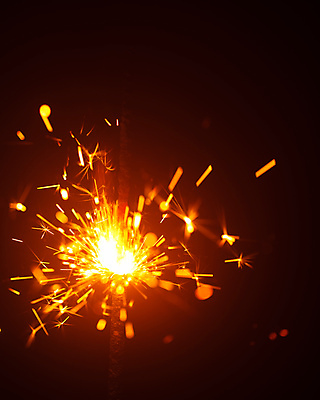 포토 JPG 해외이미지 폭죽 불꽃놀이 사람없음 빛 축하 빛망울 연소 스파클라 해외포토 컨셉 놀이 파일형식 이미지허브