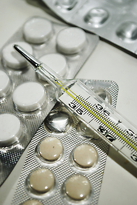 포토 JPG 해외이미지 건강 사람없음 알약 약 의사 흰색 은색 온도계 마약 해외포토 컬러 의학 의료진 파일형식 이미지허브