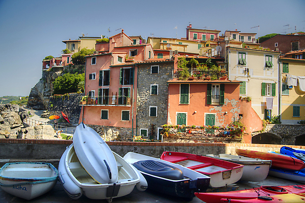 포토 JPG 해외이미지 주간 식물 건축양식 주택 풍경 사람없음 야외 건물 마을 항구 이탈리아 화단 선박 해외포토 자연요소 건축물 건축 유럽 수상교통 교통시설 파일형식 이미지허브