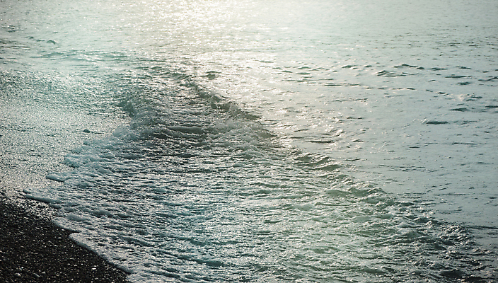포토 JPG 해외이미지 파도 바다 백그라운드 패턴 자연 벽지 표면 아침 사람없음 물 파란색 빛 강 햇빛 뷰티 반사 갈색 일출 검은색 새벽 거품 회색 조약돌 흰색 물방울 서핑 은색 묘사 질감 심플 노려봄 내추럴 고체 해외포토 주간 자연요소 컬러 무늬 표정 태양 노을 돌_바위 수상스포츠 생태계 파일형식 이미지허브
