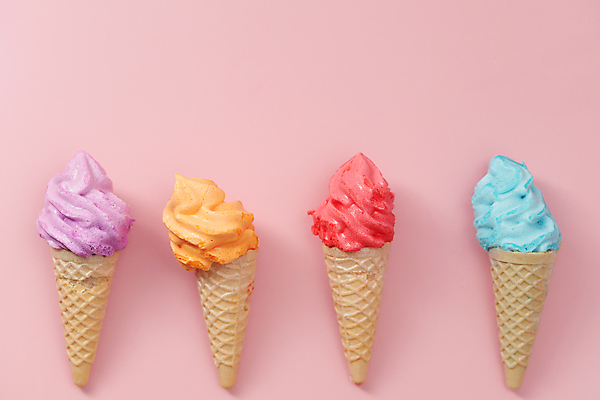 포토 JPG 해외이미지 사람없음 여러개 콘아이스크림 머랭 분홍색배경 해외포토 분홍색 다수 백그라운드 아이스크림 파일형식 이미지허브