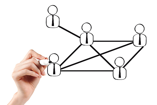 포토 JPG 해외이미지 손 컨셉 비즈니스 통신 그래프 협력 설계 함께함 창조 사람 사람없음 펜 손들기 우정 잡기 비즈니스맨 투명 연결 결합 접속 스케치 사회이슈 심볼 흰배경 그림 화이트보드 커뮤니티 질서 고립 해외포토 남자 백그라운드 모션 미술 신체부위 친구 필기구 흰색 예절 직장인 파일형식 이미지허브