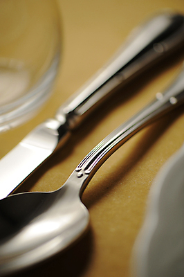 포토 JPG 해외이미지 탁자 호텔 실내 사람없음 빛 인테리어 금속 숟가락 우아함 은색 소프트포커스 철강 해외포토 디자인 컬러 가구 컨셉 재질 숙소 촬영기법 수저 내부 파일형식 이미지허브