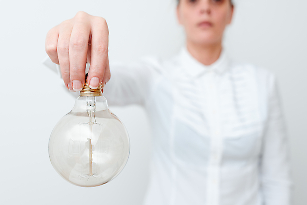 포토 JPG 해외이미지 외관 옷 여자 분홍색 백그라운드 돈 2 부분 학교 관계 주택 관리 사람 사람없음 내부 건물 글로벌 쪽지 침묵 활발 금지 메시지 재산 끝 질문 중개인 무선전화기 흔적 지역 패드 구두점 멀티 소셜 진짜 펠트 소유 해외포토 직업 건축물 교육 컬러 컨셉 금융 소리 전화기 구두상점 파일형식 천_직물 이미지허브