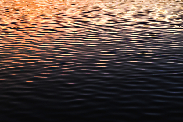 포토 JPG 해외이미지 호수 물결 파도 바다 백그라운드 이동 모션 자연 표면 추상 사람없음 물 파란색 강 뷰티 평화 일출 스크린 침묵 일몰 활발 젖음 연못 액체 닫기 질감 부드러움 터키석 해외포토 자연요소 컬러 컨셉 무늬 노을 소리 감각 보석 생태계 파일형식 이미지허브