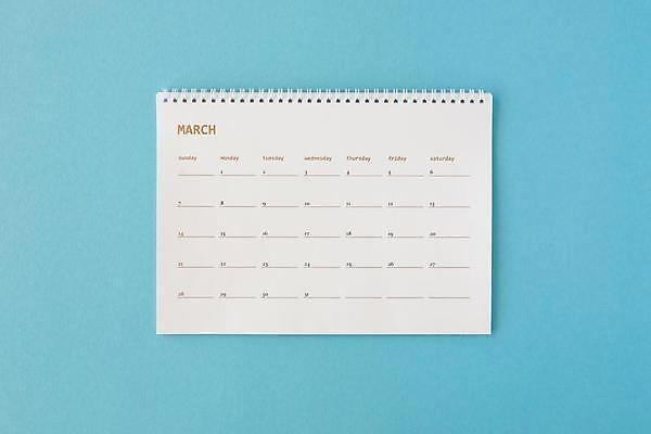 포토 JPG 해외이미지 라이프스타일 여자 종이 안경 커피 분홍색 백그라운드 비즈니스 사업가 통신 탁자 문구용품 직장 사람없음 장식 빛 스터디 컬러풀 사무실 뷰티 다이어리 공책 공백 달력 흰색 업무 날짜 플랫 정상 책상 준비 위치 고립 블로거 프리랜서 헤딩 플랫레이 카피스페이스 미니멀리스트 미니멀 해외포토 직업 잡화 음료 컬러 가구 회사 사람 생활 학습 사무용품 축구 작업 오브젝트 파일형식 이미지허브