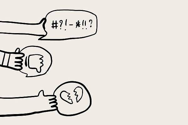 EPS 해외이미지 손 디자인 말풍선 일러스트 들기 신체부위 손상 하트 손그림 손모양 부정적 소셜미디어 악플 해외일러스트 모양 감정 컨셉 모션 사람 사이버범죄 파일형식 벡터 손_신체부위 이미지허브