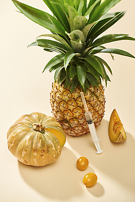 포토 JPG 해외이미지 조각 다이어트 과일 방울토마토 호박 실내 주사기 그림자 사람없음 베이지색배경 해외포토 백그라운드 토마토 채소 의료기기 건강 내부 베이지색 파일형식 이미지허브