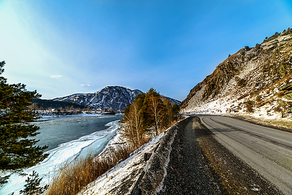 포토 JPG 해외이미지 나무 구름 도로 여행 자연 하늘 산 파노라마 풍경 사람없음 야외 초록색 물 파란색 강 뷰티 계곡 고속도로 언덕 해외포토 자연요소 식물 길 컬러 교통시설 촬영기법 생태계 파일형식 이미지허브