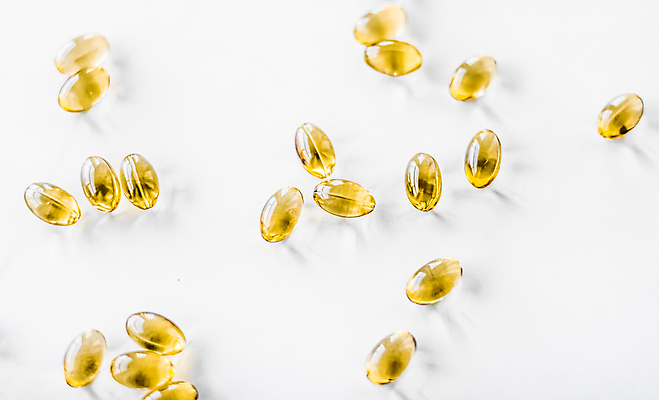 포토 JPG 해외이미지 사람없음 알약 노란색 건강관리 흰색 낟알 영양제 오메가 항생제 해외포토 컬러 건강 관리 약 파일형식 이미지허브