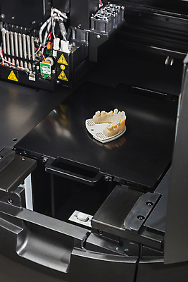 포토 JPG 해외이미지 실내 사람없음 과학기술 작업 치아 제조 틀니 인공 3D프린터 4차산업 해외포토 산업 기술 내부 소화기관 인쇄기 파일형식 이미지허브