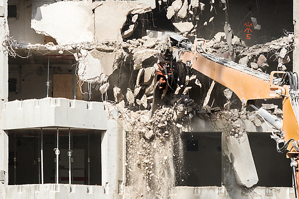 포토 JPG 해외이미지 산업 건축양식 교통시설 주택 사람없음 야외 건물 목재 금속 기계 장비 공구 업무 쓰레기 파편 위험 큼 땅 불도저 굴착기 삽 버리기 대리석 먼지 지역 암초 짐차 무거움 낭비 채석 콘크리트 파멸 해외포토 나무 건축물 건축 교통 컨셉 재료 모션 자동차 재질 도구 작업 중장비 무게 크기 시설 파일형식 소멸 이미지허브