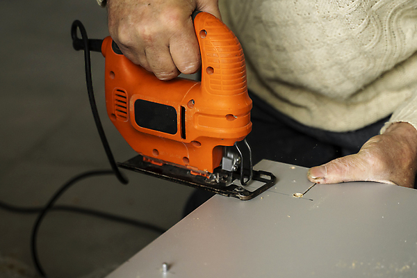 포토 JPG 해외이미지 직업 손 산업 가구 백그라운드 노동자 주택 사람없음 목재 주방 힘 기계 장비 기구 공구 업무 작업 칼날 수리 널 자르기 천 캐비닛 목수 오브젝트 목공예 DIY 건축업자 계약자 수목 업그레이드 조작 철강 톱밥 톱질 해외포토 나무 건축 생활용품 재료 모션 취미 건물 신체부위 도구 직물 가루 공예 사물함 계약 파일형식 이미지허브