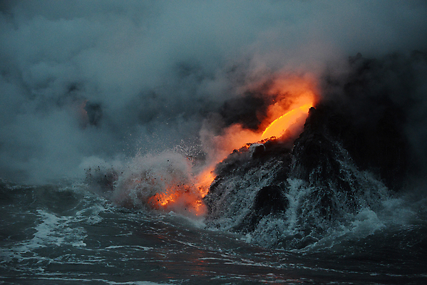 포토 JPG 해외이미지 바다 사람없음 야외 흐름 뜨거움 연기 위험 재해 화산 용암 화산섬 해외포토 섬 컨셉 산 파일형식 이미지허브