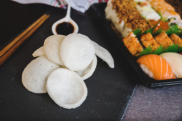 포토 JPG 해외이미지 전통 그릇 접시 아시아 문화 음식 바다 조각 백그라운드 오렌지 밥 건강 종류 육류 어류 동양인 사람없음 초록색 일본 식사 저녁식사 초밥 회 흰색 신선 최고 해조류 맛 먹기 해산물 크림 준비 날것 롤 연어 향 생강 아보카도 점심식사 단절 식품점 일본음식 해외포토 식기 나라 컬러 컨셉 채소 과일 식재료 모션 인종 상점 수중동물 해양식물 파일형식 이미지허브