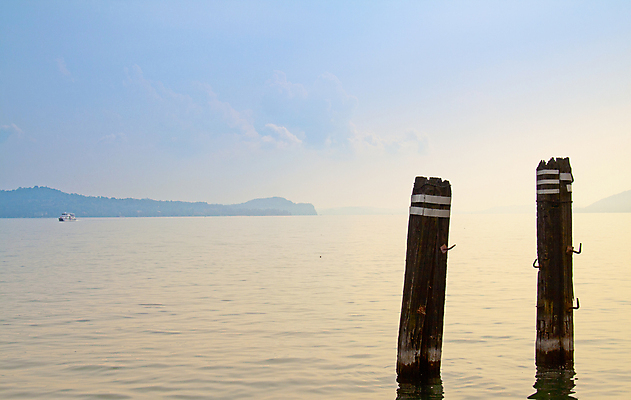 포토 JPG 해외이미지 나무 구름 계절 공원 호수 여행 백그라운드 자연 하늘 휴가 풍경 사람없음 야외 초록색 물 여름 파란색 빛 햇빛 태양 뷰티 반사 평화 환경 침묵 일몰 봄 전원 시골 연못 숲 땅 장면 봉 내추럴 해외포토 자연요소 식물 공공시설 컬러 컨셉 노을 소리 전기에너지 생태계 파일형식 이미지허브