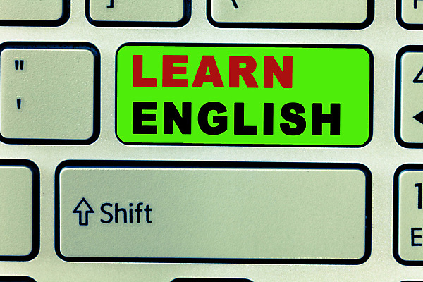 포토 JPG 해외이미지 영어 교육 인터넷 통신 교실 학교 수업 말하기 사람없음 단어 스터디 독서 듣기 정보 성장 표현 관찰 기록 가르침 도서관 강의 읽기 연습 다인종 사전 진행 소통 개발 이해 번역 해외포토 문자 컨셉 모션 인종 책 학습 파일형식 이미지허브