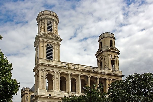 포토 JPG 해외이미지 구름 종교 하늘 휴식 사람없음 건물 탑 프랑스 역사 재산 주말 천연기념물 발견 숭배 파리(프랑스) 해외포토 자연요소 건축물 유럽 컨셉 금융 파일형식 이미지허브