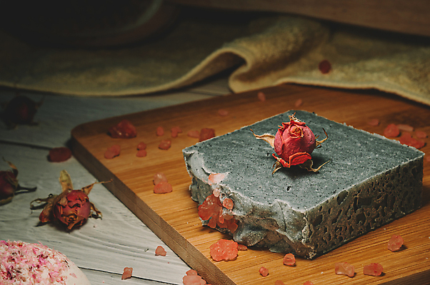 포토 JPG 해외이미지 스튜디오촬영 모양 라이프스타일 디자인 꽃 조각 휴식 주택 건강 선물 사람없음 목재 치료 위생용품 뷰티 쌓기 스파 화장품 블록 거품 욕실 고급 씻기 상품 청소 피부관리 유기농 질감 향기 아로마 소금 비누 스킨케어 아로마테라피 샴푸 DIY 내추럴 돌봄 수공예품 엘리먼트 위생관리 유황 정물화 핸드메이드 해외포토 나무 식물 웰빙 생활용품 컨셉 재료 의학 모션 실내 관리 취미 건물 생활 청결 공예품 그림 냄새 테라피 파일형식 이미지허브