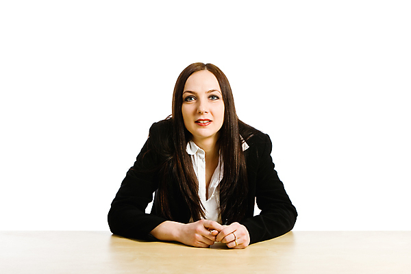 포토 JPG 해외이미지 영어 여자 교육 졸업 교실 학교 수업 고등학교 미술 한명 미소 교사 칠판 시험 수학 가르침 역사 우아함 책상 머리위 고립 물리학 지리 해외포토 직업 문자 1 가구 컨셉 교과목 문화예술 표정 사람 물리 파일형식 이미지허브