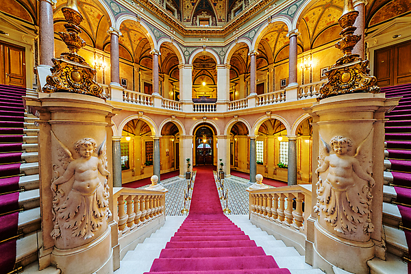 포토 JPG 해외이미지 디자인 여행 건축양식 전등 실내 미술 사람없음 내부 건물 장식 노란색 계단 궁전 방 수확 골동품 흰색 홀 화려 역사 황금 클래식 고급 맨션 박물관 대리석 바로크 옛날 전국 스타일 해외포토 건축물 건축 컬러 컨셉 고건축 농업 재료 문화예술 조명 주택 공간 파일형식 이미지허브