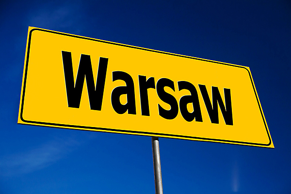 포토 JPG 해외이미지 도로 여행 컨셉 가이드 텍스트 교통시설 표시 하늘 거리 아이디어 프레임 광고판 사람없음 파란색 단어 노란색 정보 시골 도시 표지판 메시지 선택 방향 교차로 알림 심볼 사인 도로표지판 공지사항 네비게이션 폴란드 다음 루트 방법 조언 바르샤바 해외포토 직업 문자 유럽 길 컬러 교통 알림판 시설 판 파일형식 이미지허브