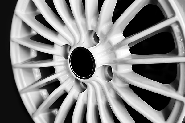 포토 JPG 해외이미지 디자인 산업 교통시설 자동차 새로움 기술 종류 사람없음 금속 운전 흰색 바퀴 원형 가장자리 수리 묘사 오브젝트 타이어 알루미늄 자동 스타일 해외포토 도형 육상교통 컬러 교통 컨셉 모션 재질 둘레 시설 파일형식 이미지허브