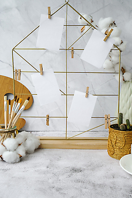 포토 JPG 해외이미지 화분 종이 선인장 실내 사람없음 오브젝트 대리석 그림붓 나무집게 메모보드판 목화꽃 선인장화분 목화솜 해외포토 식물 꽃 재료 집게 내부 목재 붓 솜 파일형식 이미지허브