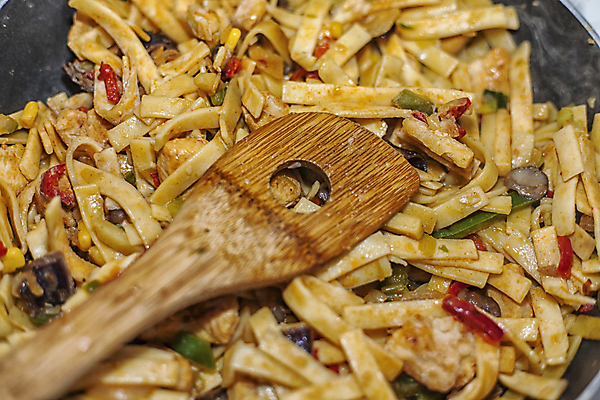 포토 JPG 해외이미지 전통 접시 채소 태국 새우 파프리카 패스트푸드 파스타 건강 요리 동양인 사람없음 빨간색 노란색 식사 버섯 당근 튀김 흰색 면 사발 혼합 바비큐 왕 밀 국수 슬라이스 인도네시아 레시피 부추 카레 생강 고립 길거리음식 해외포토 식기 아시아 음식 컬러 곡류 뿌리채소 서양음식 갑각류 인종 면류 사기그릇 인스턴트 파일형식 이미지허브