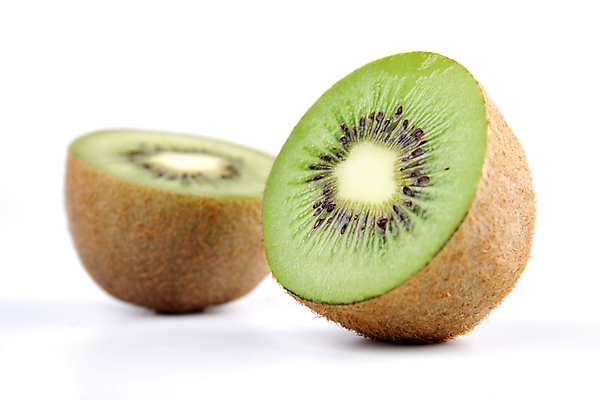 포토 JPG 해외이미지 단면 실내 키위 근접촬영 사람없음 아웃포커스 신선 달콤 흰배경 해외포토 뷰포인트 백그라운드 과일 촬영기법 내부 흰색 맛 파일형식 이미지허브