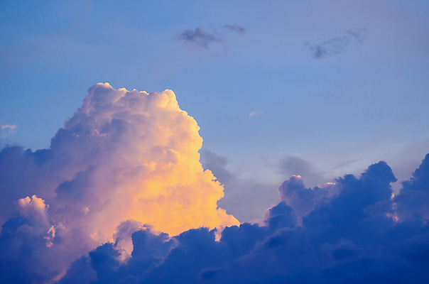 포토 JPG 해외이미지 구름 계절 종교 하늘색 백그라운드 겨울 자연 하늘 날씨 풍경 사람없음 야외 여름 파란색 빛 햇빛 태양 뷰티 맑음 봄 흰색 신선 분위기 수분 천국 흐림 산소 오존 해외포토 자연요소 컬러 컨셉 원소 생태계 파일형식 이미지허브