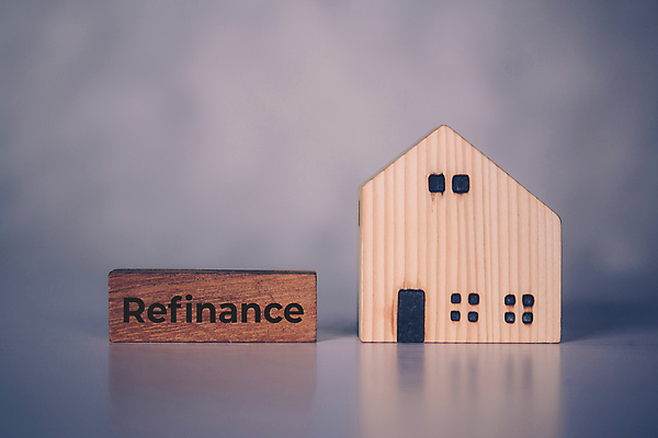 포토 JPG 해외이미지 모델 백그라운드 컨셉 돈 생각 회사 비즈니스 텍스트 통신 탁자 부동산 설계 아파트 주택 아이디어 사람없음 목재 금융 단어 블록 절약 메시지 재산 계획 편지 심볼 큐브 책상 투자 해결 대출 경영 렌탈 마케팅 수입 예산 전용 해외포토 나무 문자 가구 재료 건물 경제 파일형식 이미지허브