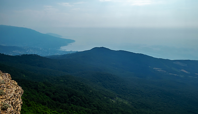 포토 JPG 해외이미지 바다 여행 백그라운드 자연 하늘 휴식 산 파노라마 사람없음 야외 건물 초록색 물 파란색 환경 검은색 봄 안개 만 숲 망토 휴양지 러시아 수평선 헤드랜드 해외포토 자연요소 건축물 계절 유럽 컬러 컨셉 날씨 촬영기법 장소 생태계 파일형식 이미지허브